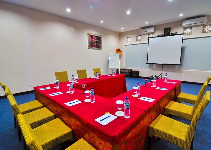 Abisha Hotel 3*