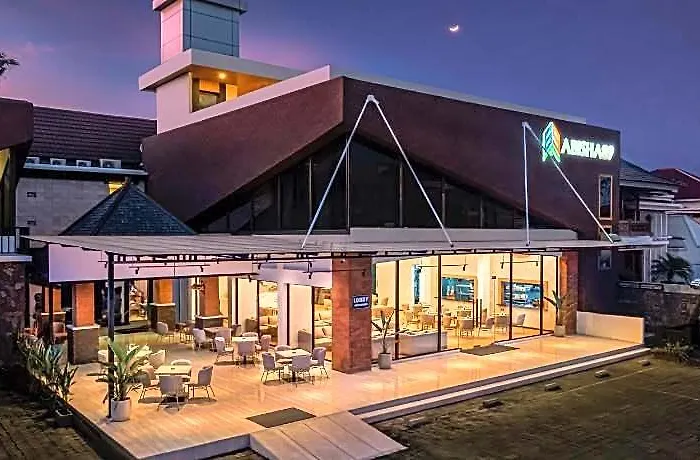 Hotel Abisha 3*
