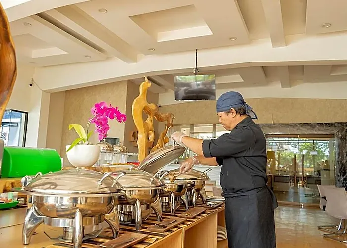 Abisha Hotel 3*